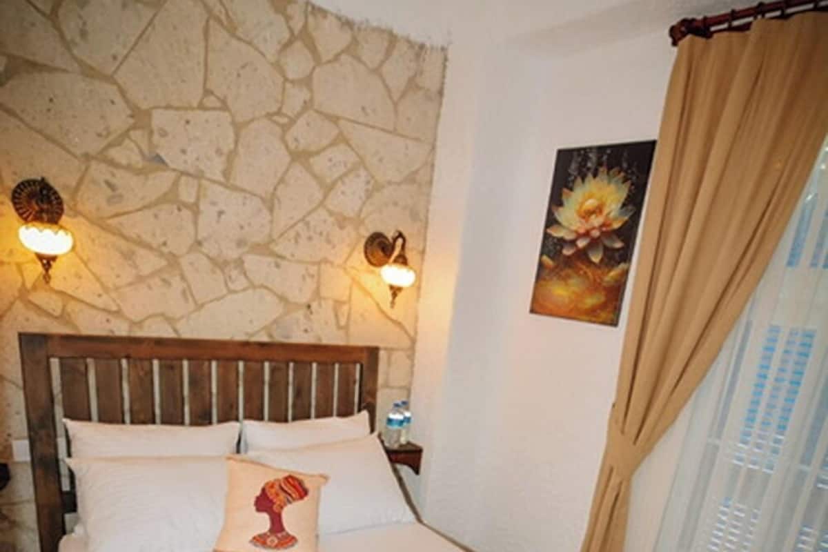 Standard Double Room, 2 Double Beds, Non Smoking, Bay View | Free WiFi
