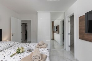 3 Schlafzimmer, Bügeleisen/Bügelbrett, kostenloses WLAN, Bettwäsche