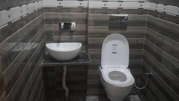 Business Apartment | Bathroom