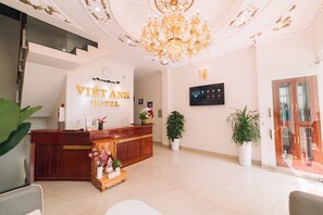 Quầy tiếp tân