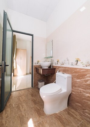 ファミリー ルーム | 低刺激性寝具、ピロートップベッド、客室ごとに異なるインテリア、デスク