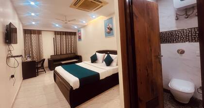 Hotel Lagoona and Banquet Hall