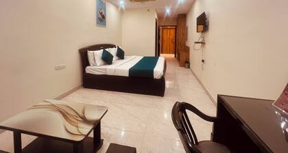 Hotel Lagoona and Banquet Hall