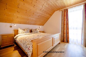 5 bedrooms, WiFi