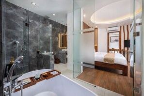 Villa, 3 Bedrooms, Pool View | Bathroom | Separate bathtub and shower, free toiletries, hair dryer, towels