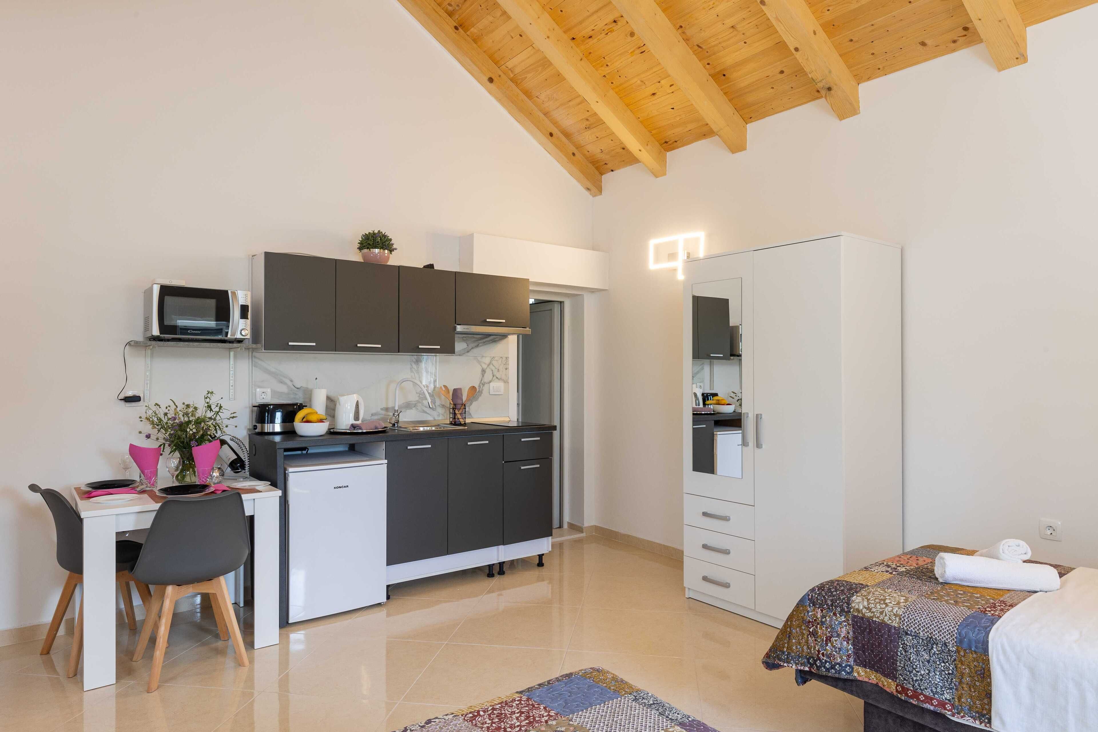 Private kitchenette