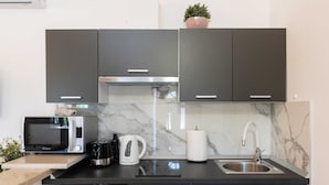 Studio (Apartments Roza - Studio Apartment 1) | Eget tekjøkken | Kjøleskap