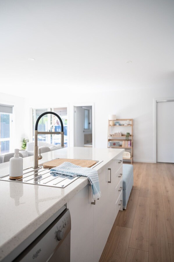 Interior - Sea Breeze Retreat (Bass Coast)