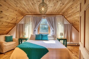 4 soverom, strykejern/-brett, wi-fi og sengetøy