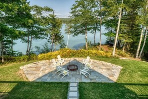 Unclassified image, 5 of 54, button