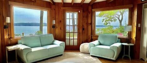 Televisión, oficina