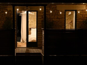 1 soverom, strykejern/-brett, wi-fi (inkludert) og sengetøy