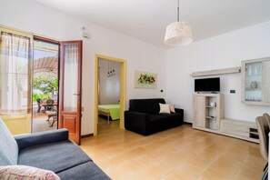 Living area - 3978 Villetta Carmen by Barbarhouse (Porto Cesareo)