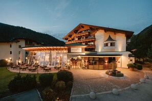 Exterior - miaflor Familien- & Aktivresort (Ried im Oberinntal)
