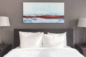 2 chambres, fer et planche à repasser, Wi-Fi gratuit, draps fournis
