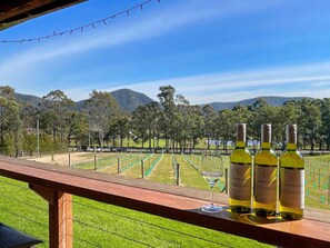 Property grounds - Petra @ Cael's Gate - Stylish studio at Cael's Gate Wines (Broke)