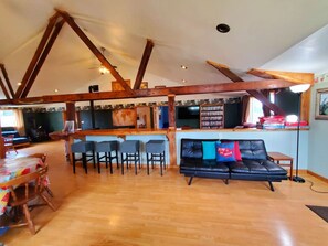 Interior - Soaring Heights Loft, Home Away From Home (Forks)