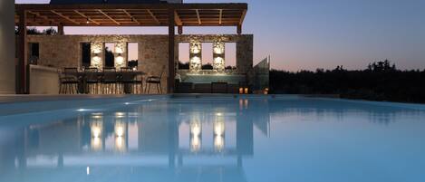 Outdoor pool, a heated pool