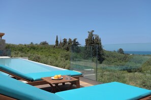 Property grounds - Blue Zone Villa, a SeaView Sanctuary with Pool (GV3J+CHQ Platanias, Greece)