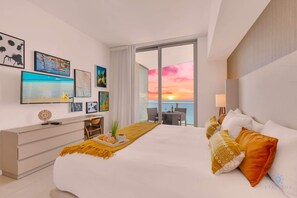 1 Schlafzimmer, Schreibtisch, Bügeleisen/Bügelbrett, Reisekinderbett