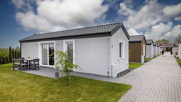 Bungalow familiare, vista giardino (5) | 2 camere, ferro/asse da stiro, Wi-Fi gratuito