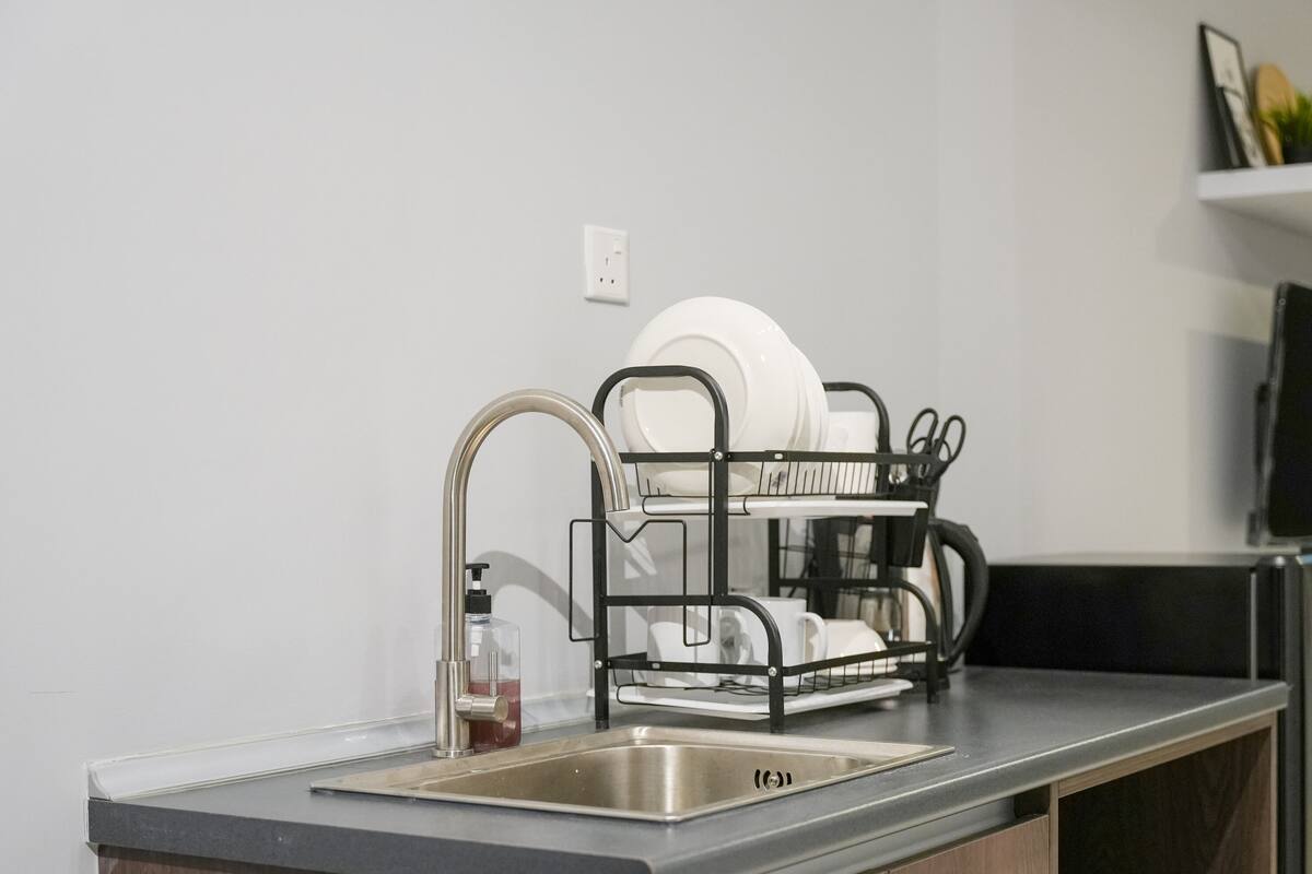 Estúdio com design assinado | Cozinha americana privada | Geladeira, chaleira elétrica