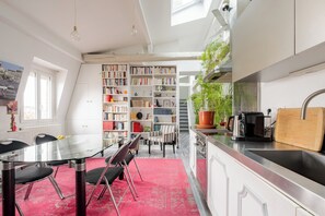 Køleskab, mikrobølgeovn, ovn, opvaskemaskine