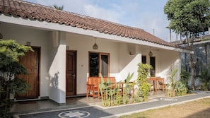 Standard Room, Garden View | Individually decorated, individually furnished, free WiFi - Nucifera Kuta Lombok (Kuta)