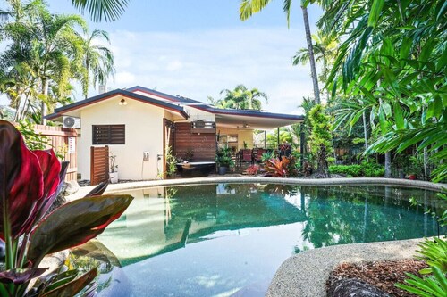 Relax at Sudbury Shores Beach House- Tropical Kewarra Beach Retreat | Lagoon Pool + Outdoor Bath