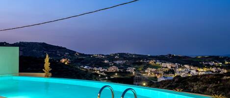 วิลล่า, พร้อมสิ่งอำนวยความสะดวกสำหรับผู้พิการ | 6 ห้องนอน