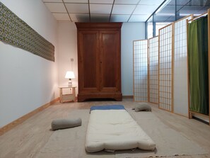 1 chambre, literie fournie
