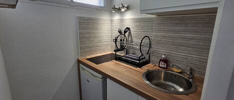 Kühlschrank, Mikrowelle