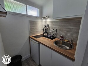 Geladeira, micro-ondas