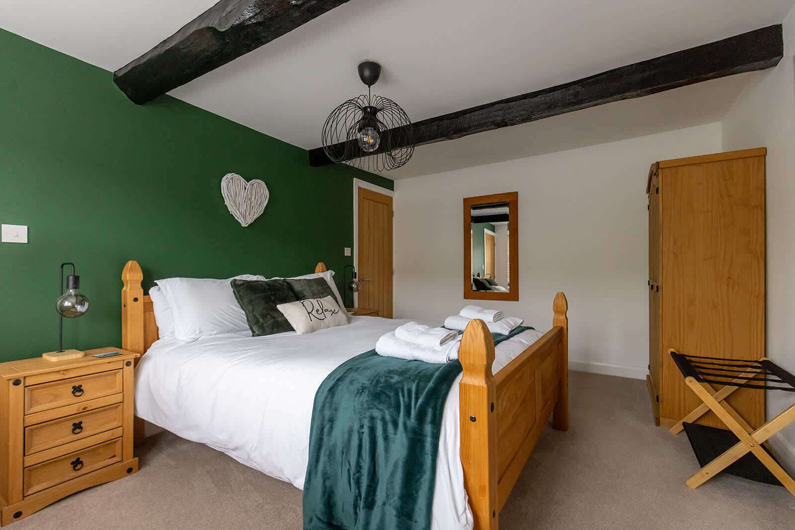 1 bedroom, iron/ironing board, travel cot, WiFi