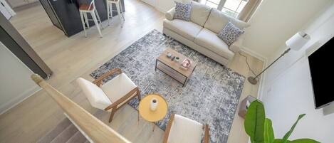 Téléviseur, bureau