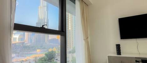 2 bedrooms, bed sheets