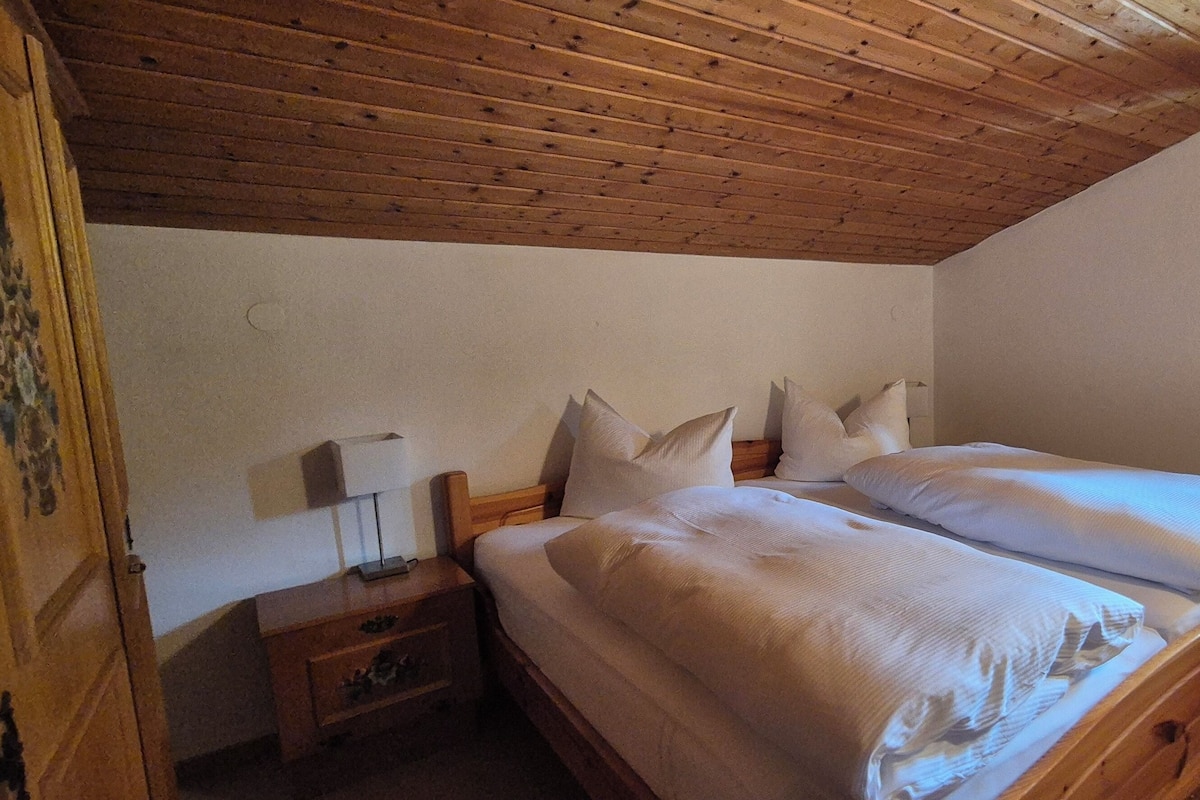 1 habitación, wifi gratis y ropa de cama