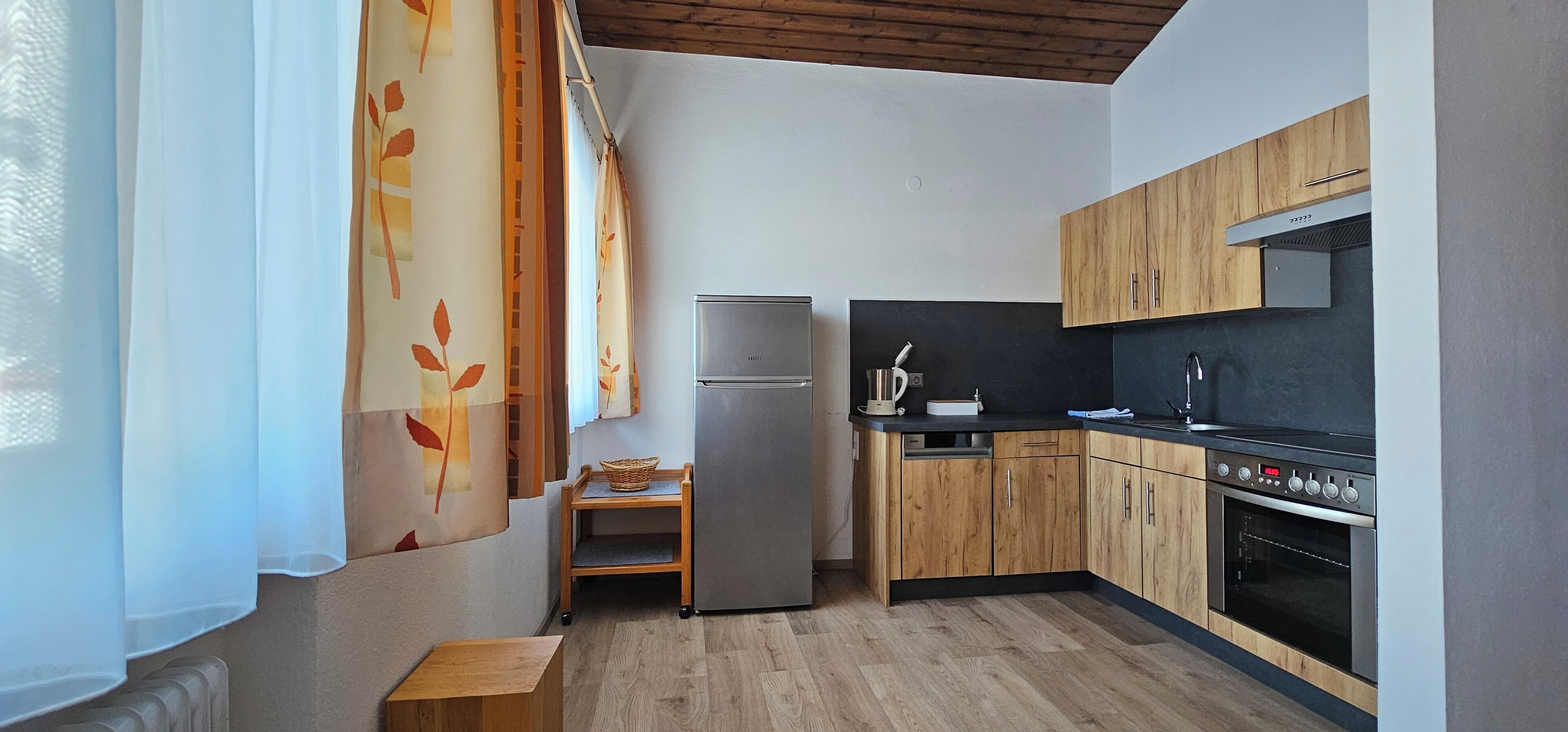 Comfort Apartment, 1 Bedroom, Mountain View | Private kitchen