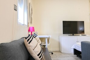 TV