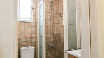 Een douche, een haardroger