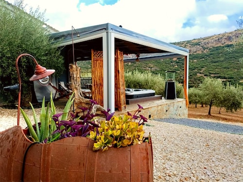 Elaia Rest House-Retreat in Nature