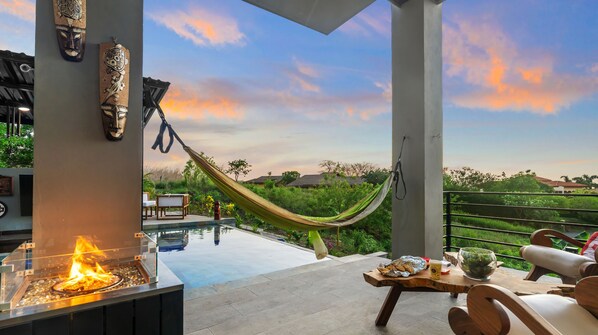 Terrace/patio - Casa Luna Amarillo - Your Pacific Escape! (Playas Del Coco)