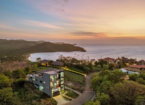 Exterior - Casa Luna Amarillo - Your Pacific Escape! (Playas Del Coco)