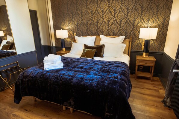 Deluxe Double Room (Madras)