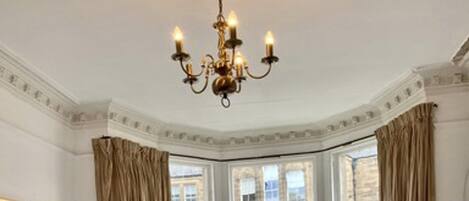 5 chambres, fer et planche à repasser, Wi-Fi gratuit, draps fournis