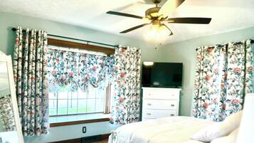 4 sovrum, strykjärn/strykbräda, gratis wi-fi och sängkläder