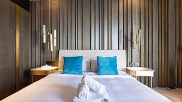 1 Schlafzimmer, Schreibtisch, Bügeleisen/Bügelbrett, Reisekinderbett