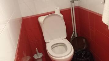 Classic Triple Room, City View | Bathroom | Hair dryer, towels, soap, toilet paper