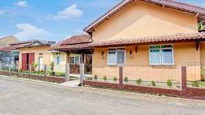 Mặt tiền nơi lưu trú