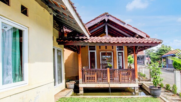 Mặt tiền nơi lưu trú